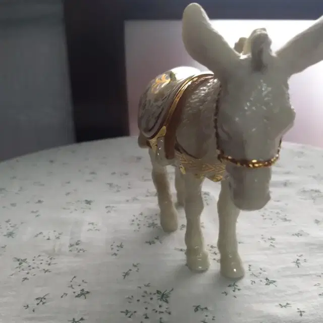 LENOX Donkey