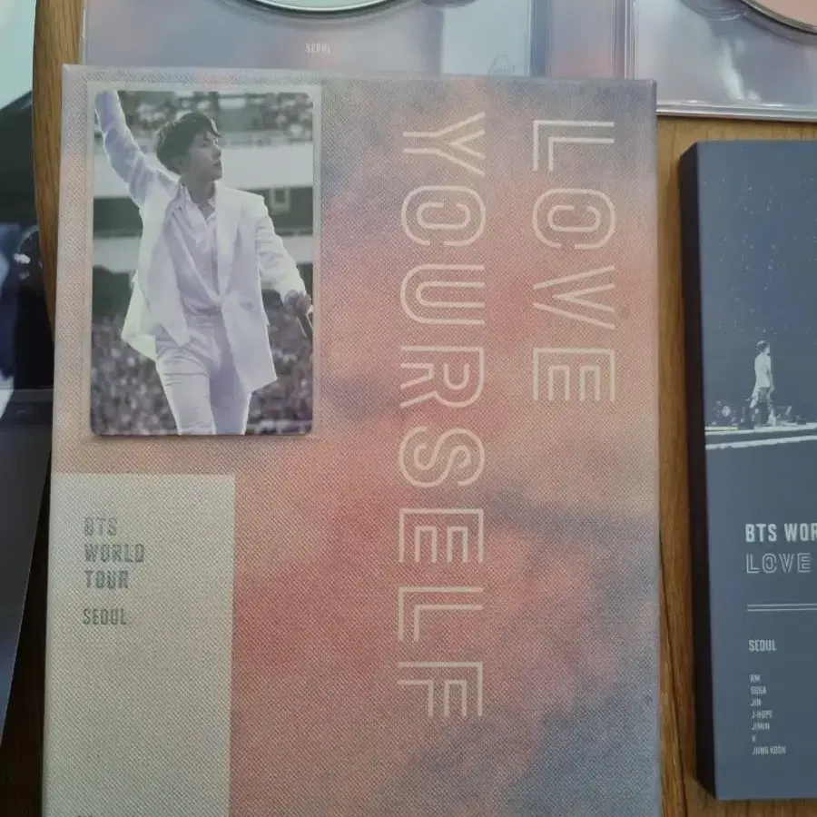 방탄 럽셀서울 dvd 호석 포카포함 풀셋양도.  bts Hobi