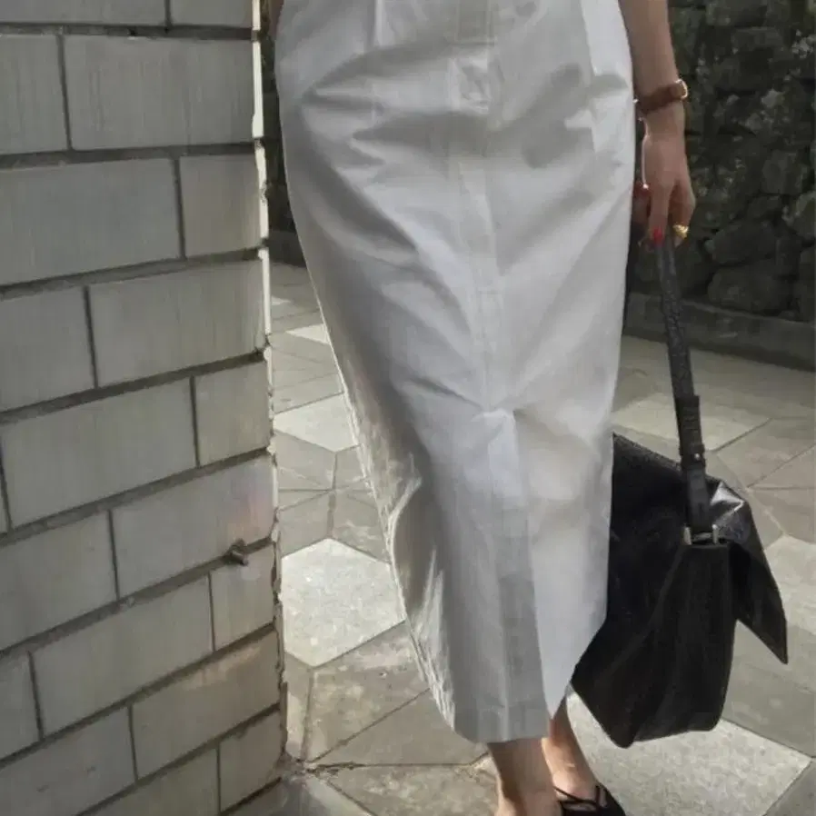 택o) 시엔느 Jeanne Skirt 린넨 핀턱 앞트임 스커트 새상품