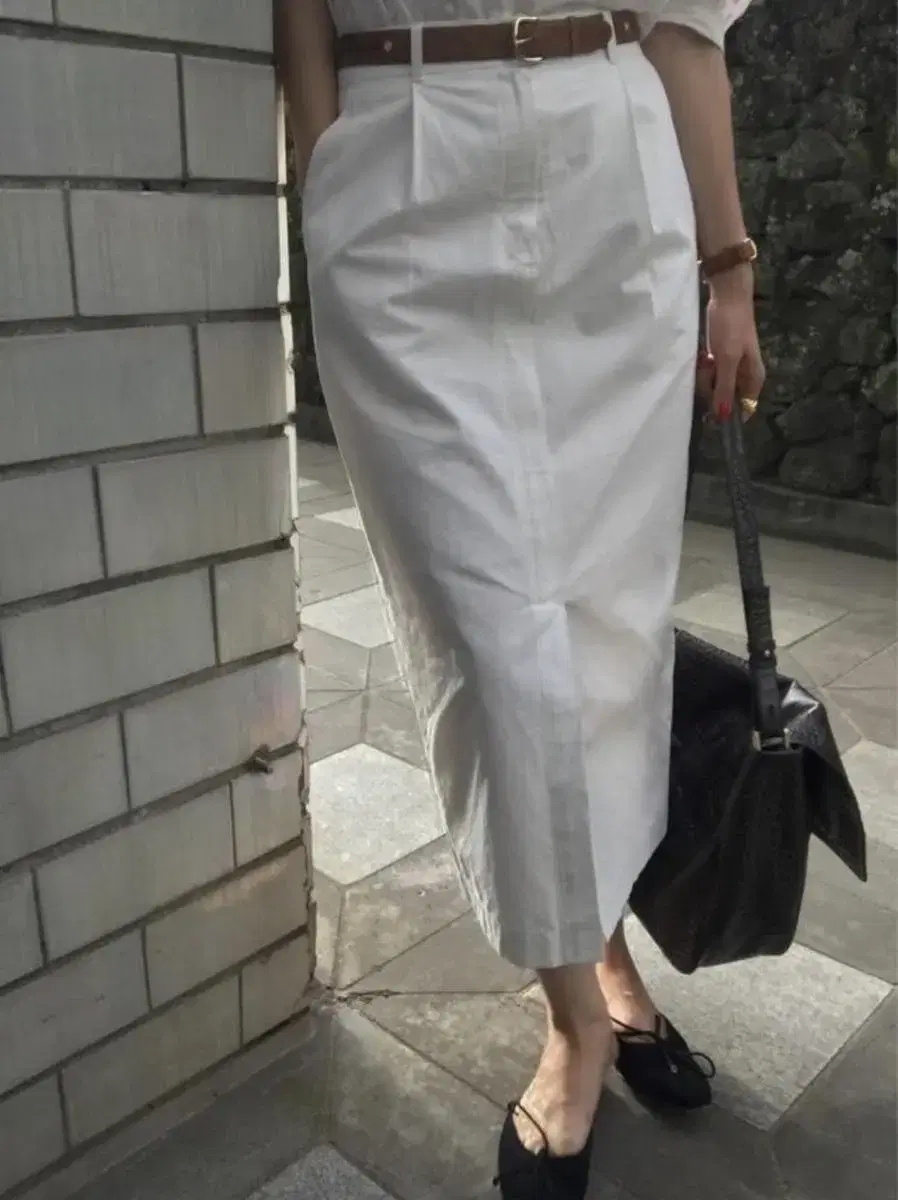 택o) 시엔느 Jeanne Skirt 린넨 핀턱 앞트임 스커트 새상품