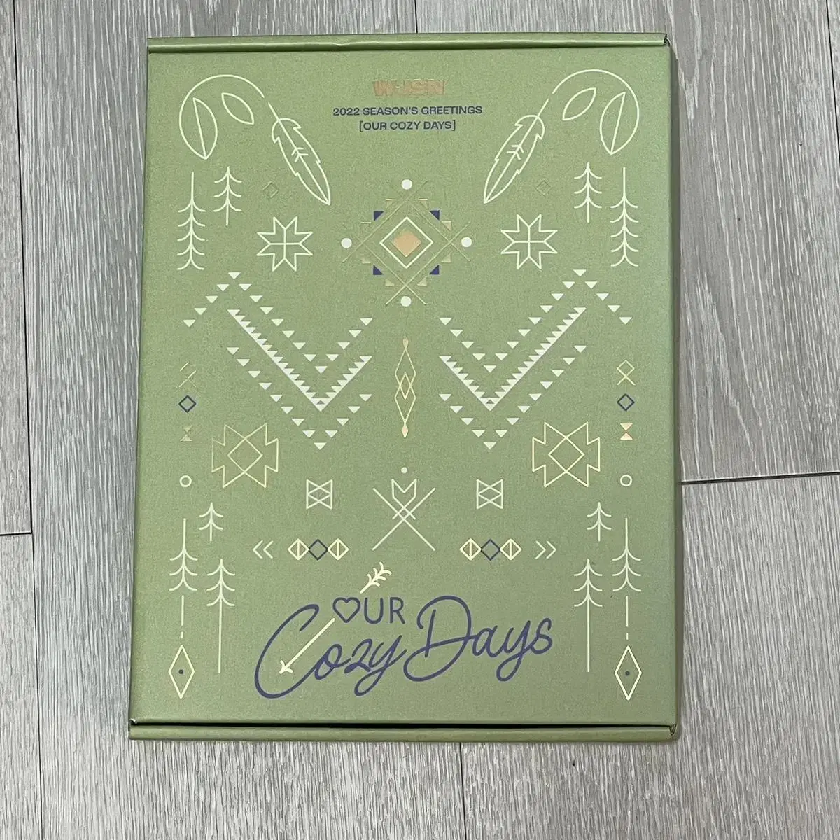 WJSN 2022 season's greetings HourCozyDays