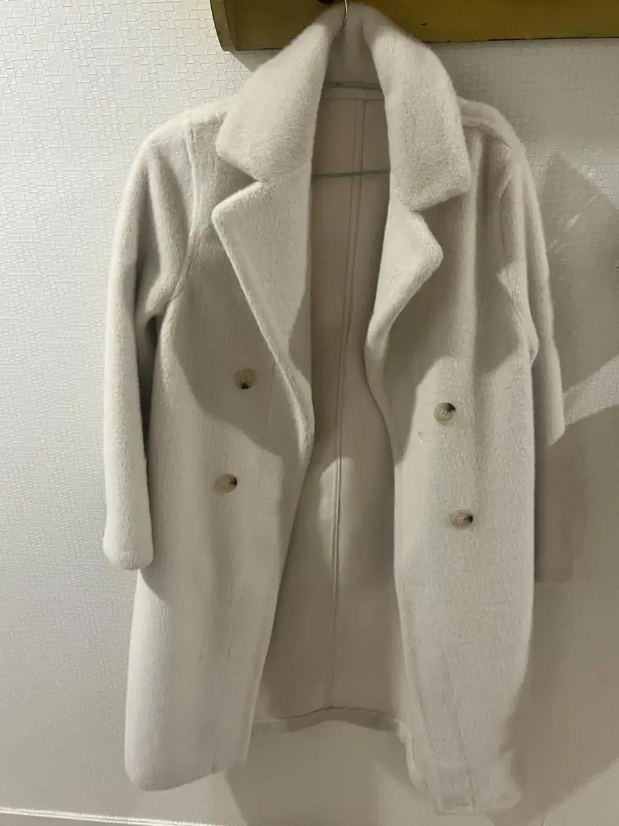 Ivory Percoat