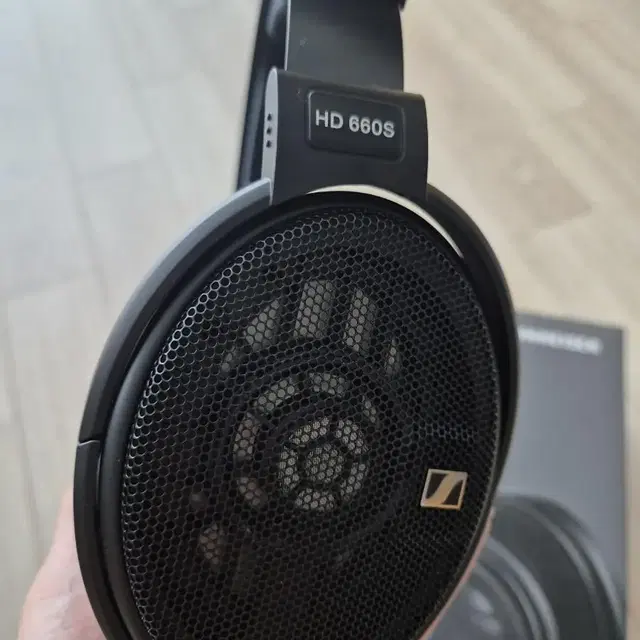 젠하이저 HD660S