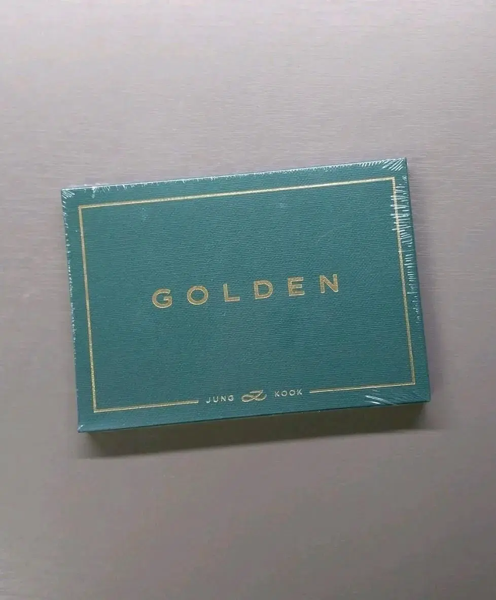 BTS jungkook GOLDEN sealed album