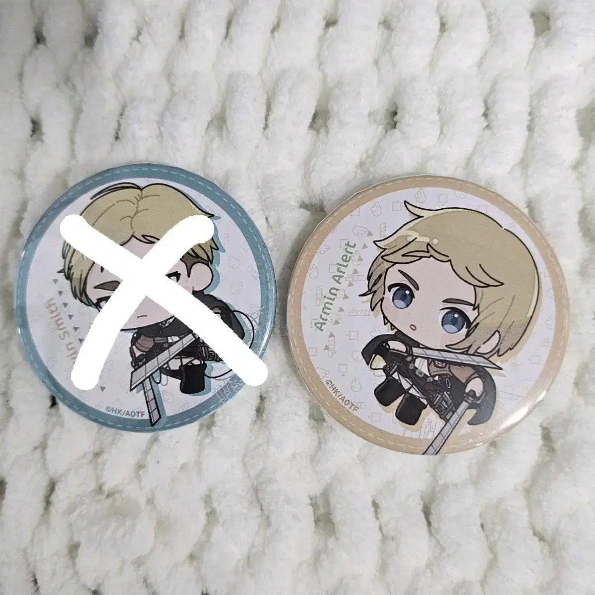 I'm selling the jin giant armin can badge.