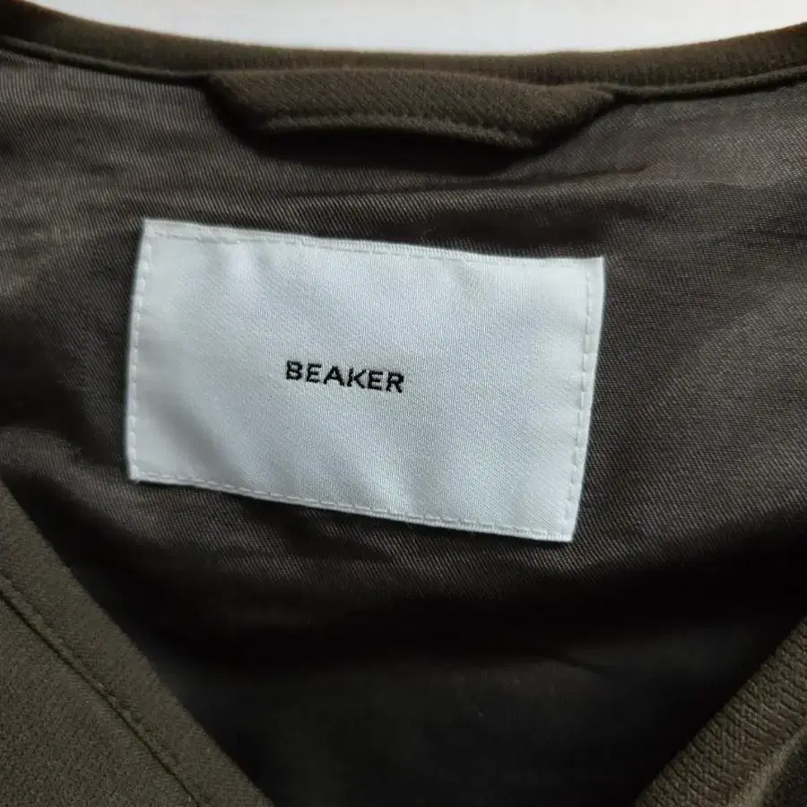 100) BEAKER 가디건 자켓 팝니다 01