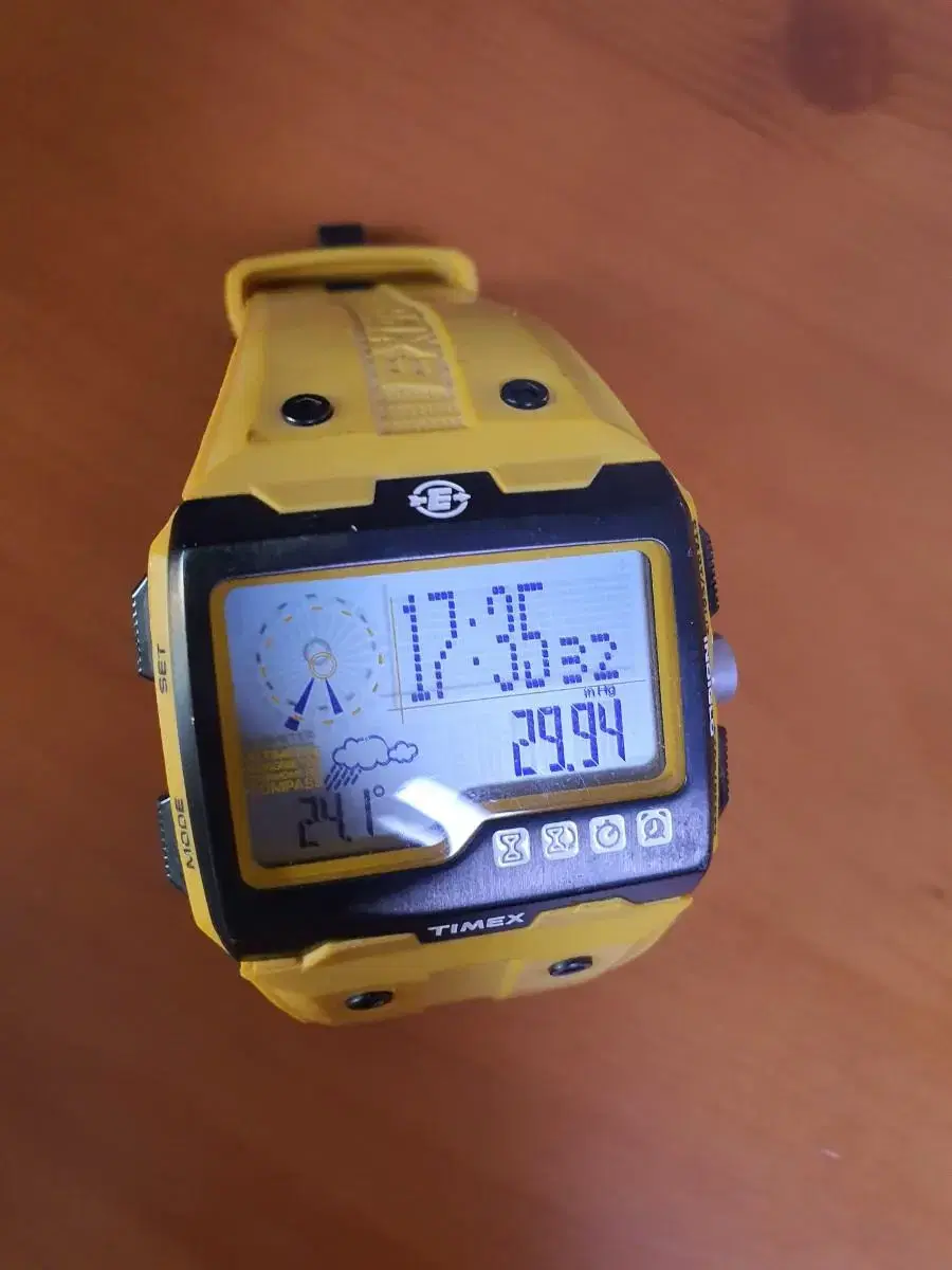 timex expedition ws4 ぽし watch イエロー
