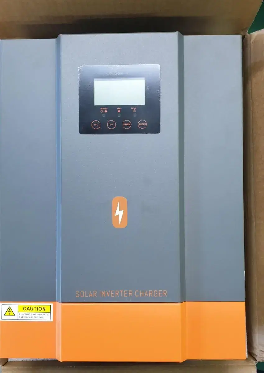 하이브리트 인버터 1.6kw 12v 133A(관세납부완료,신품)