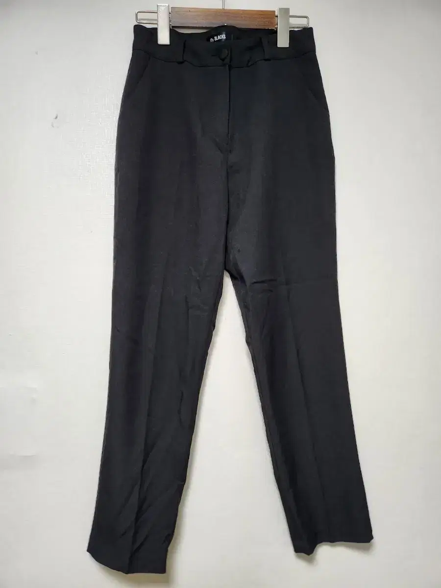 Abby Wanfantem Basic Semi Slim Fit Black Slacks