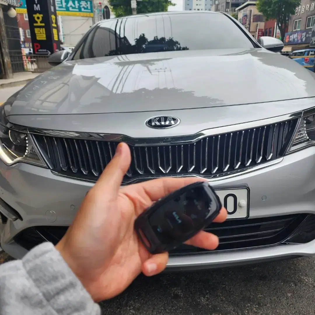 다양한 기아 차키 아우디 BMW 벤츠 디자인으로 스타일 변신 개조 제작