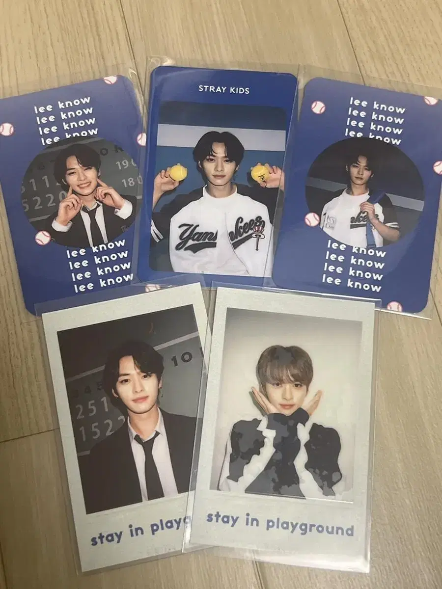 Lee Know Flags Playground Photocard