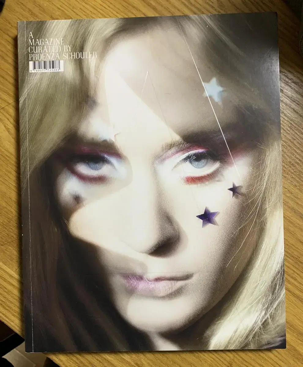 A Magazine 프로엔자 슐러