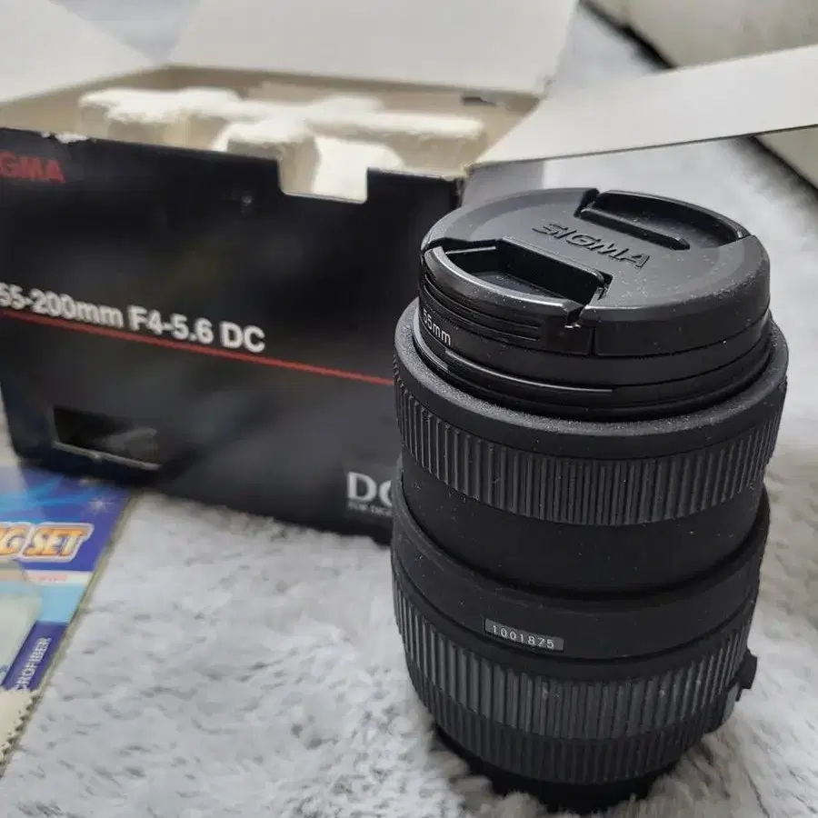 니콘 카메라  dslr d40 ( 시그마 렌즈 포함 ) 팝니다