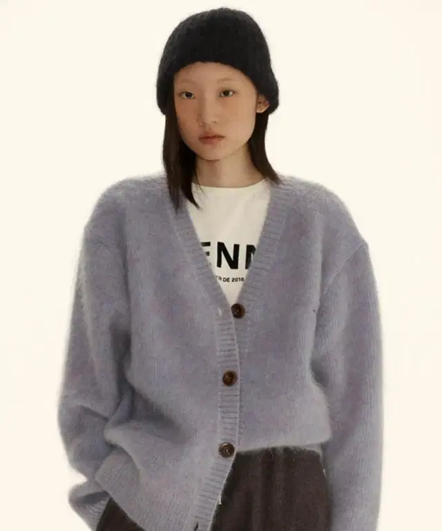 시엔느 Shabby Mohair Cardigan Royal Violet