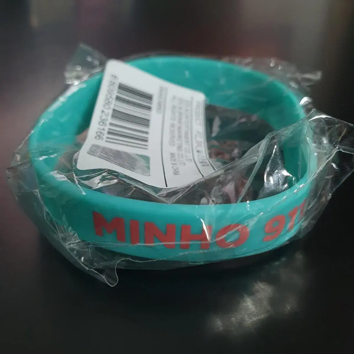 Unsealed shinee minho Official Goods Rubber Bracelet Minho SHINee