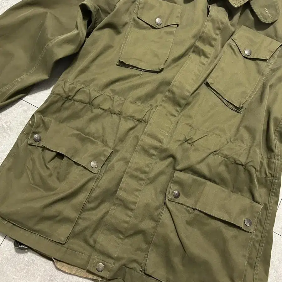 70s  ITALY ARMY 올리브 그린 빈티지  필드자켓  95size