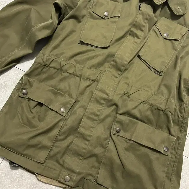 70s  ITALY ARMY 올리브 그린 빈티지  필드자켓  95size