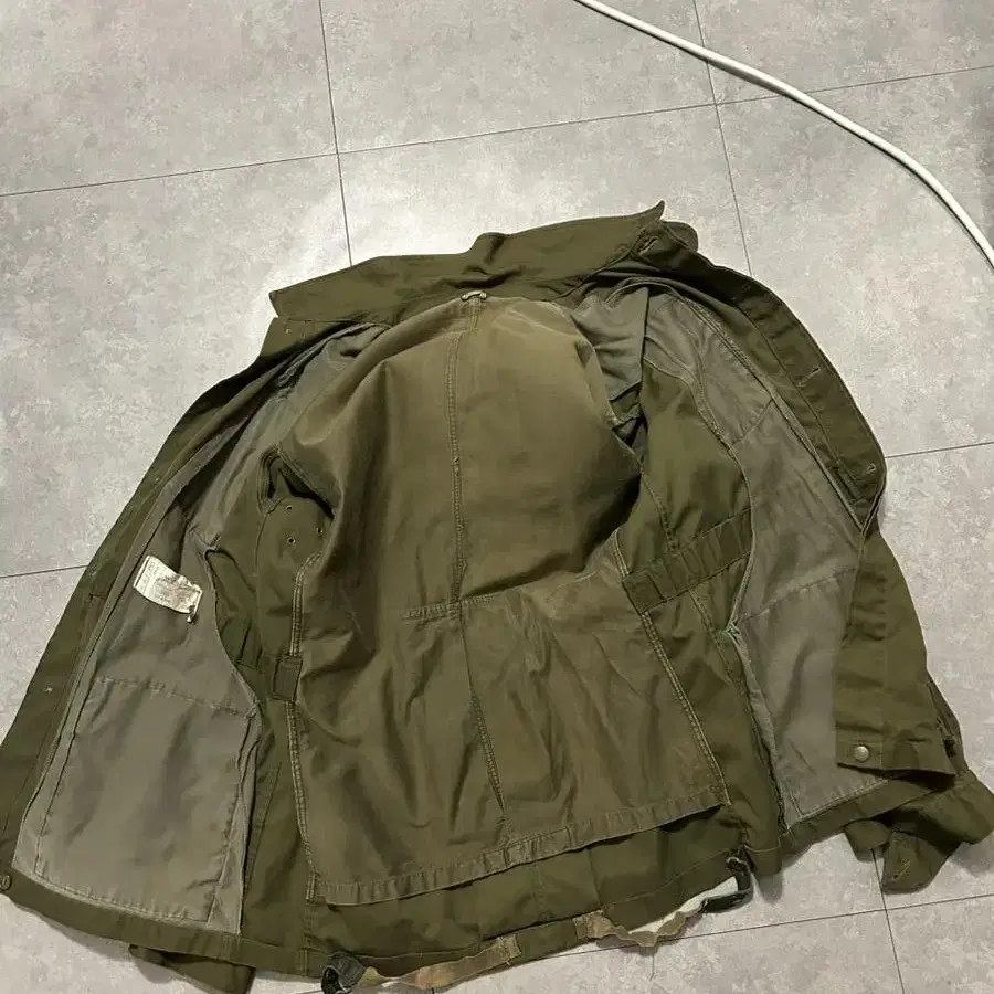 70s  ITALY ARMY 올리브 그린 빈티지  필드자켓  95size