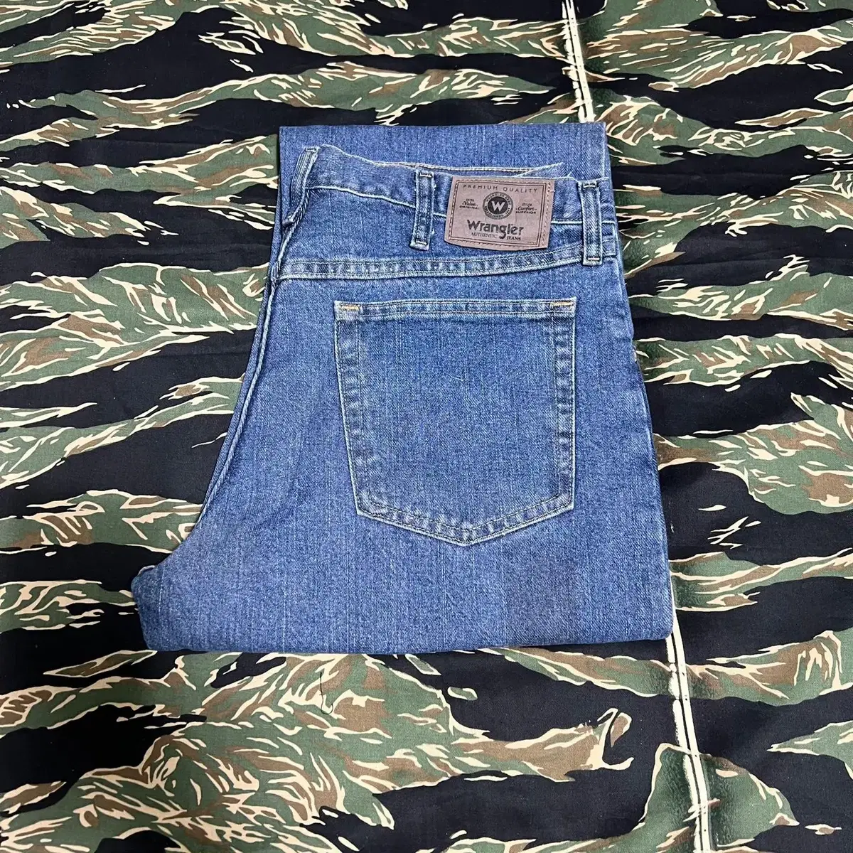 WRANGLER Regular Fit Mexican Denim 33 size