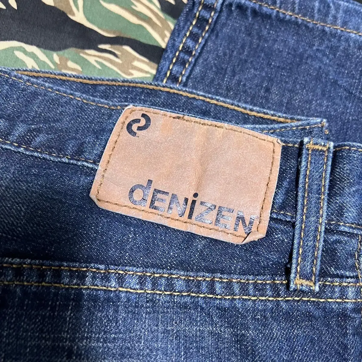 dENiZEN x LEVI'S 릴렉스드핏 레소토 데님 34size