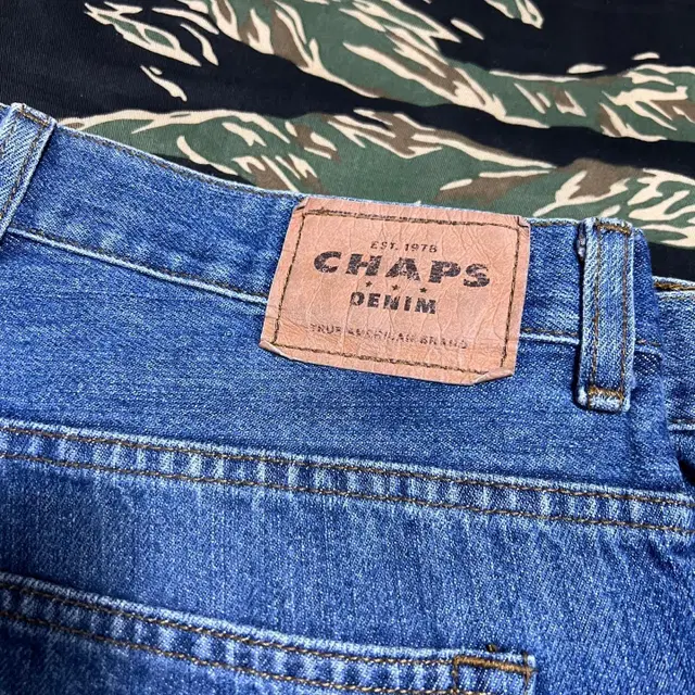 CHAPS 스트레이트핏 데님 36size