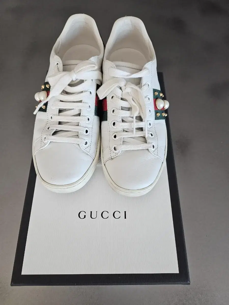 Gucci Women's Sneakers 35.5