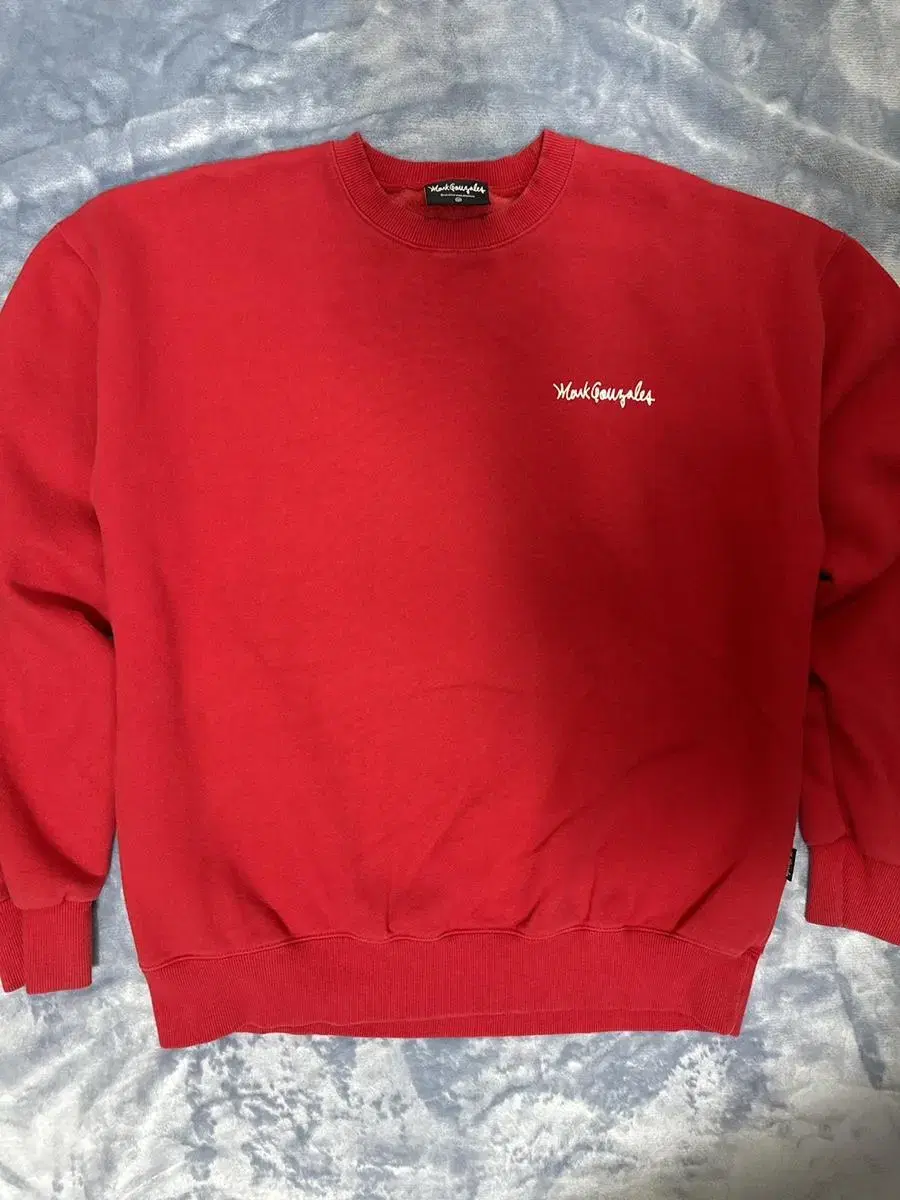 [M] Mark Gonzalez Brushed lined top in red
