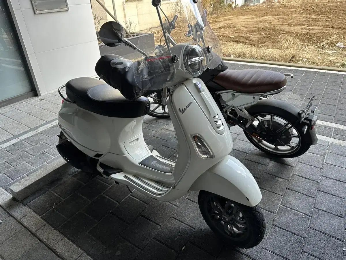 베스파 125cc 21년형