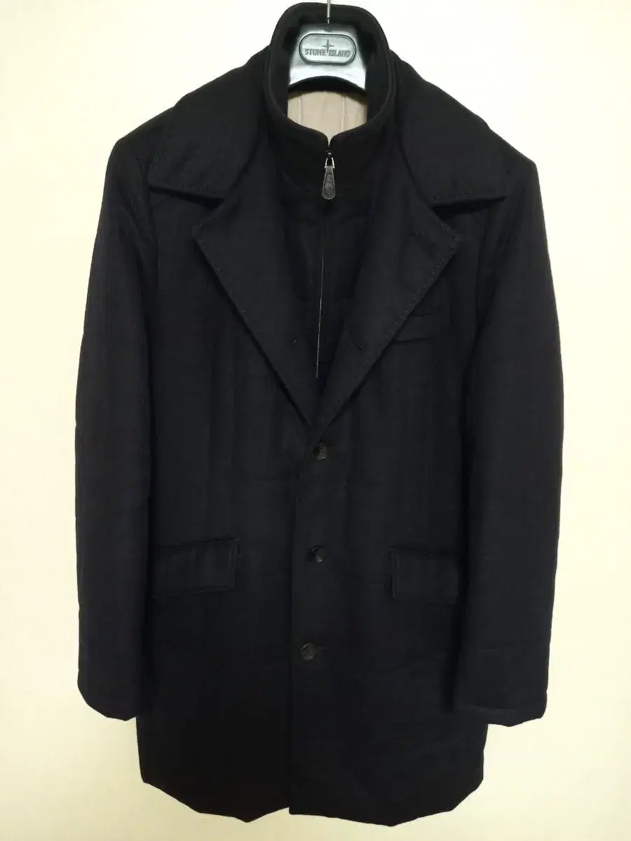 Cambridge Members Cashmere Coat 100 to Slender 105