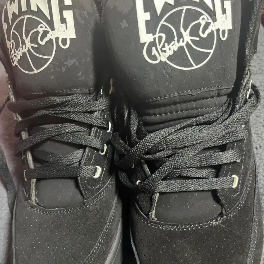 EWING 33 HI 신발 팝니다