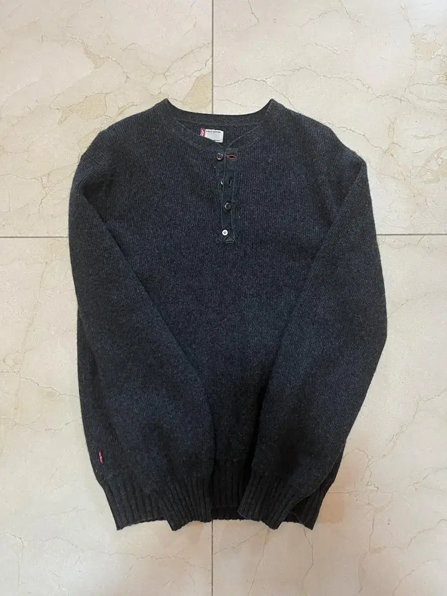 Levi's Knit