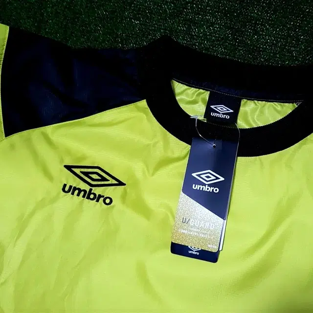 엄브로 피스테톱 풋살 트레이닝 윈드탑 윈드브레이커 UMBRO 바람막이