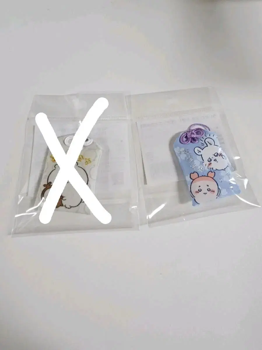 Chiikawa Momonga Kani Omamori Amulet