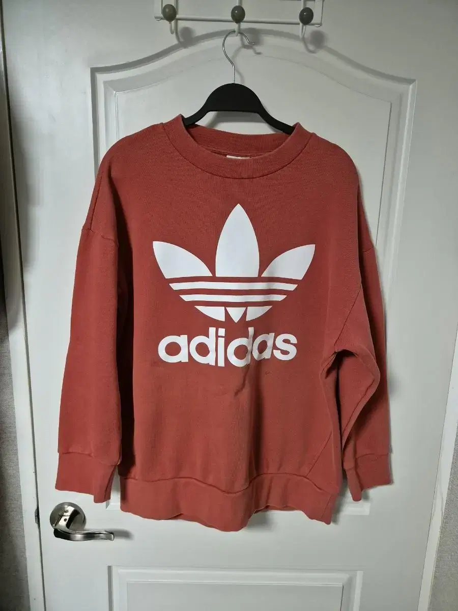 adidas Overfit Man-to-Man size M