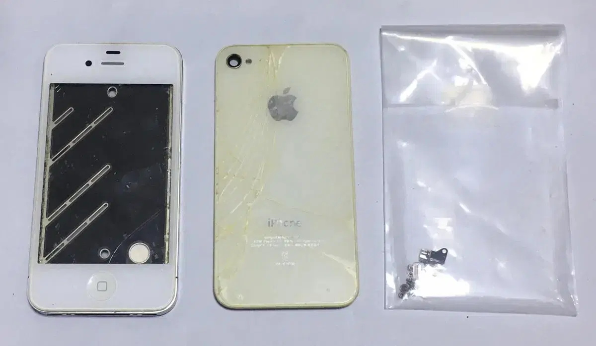 iPhone 4 - for parts (some parts only)