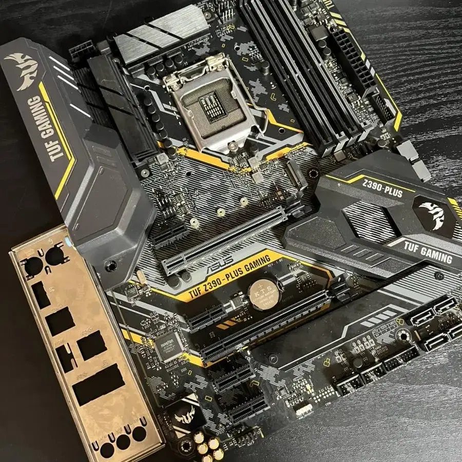 Asus Z390 Tuf Gaming 판매합니다.