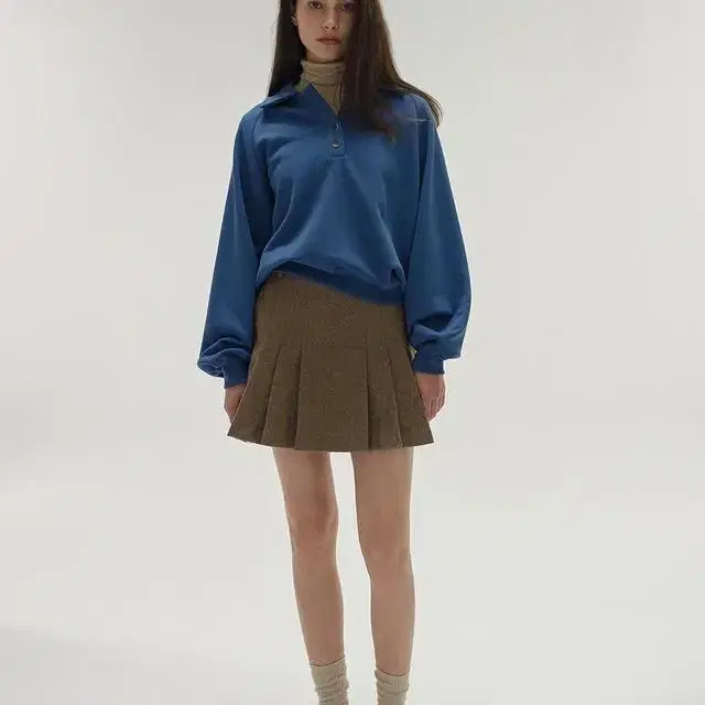 엘보른 Spencer Wool Mini Skirt 34사이즈 판매합니다!