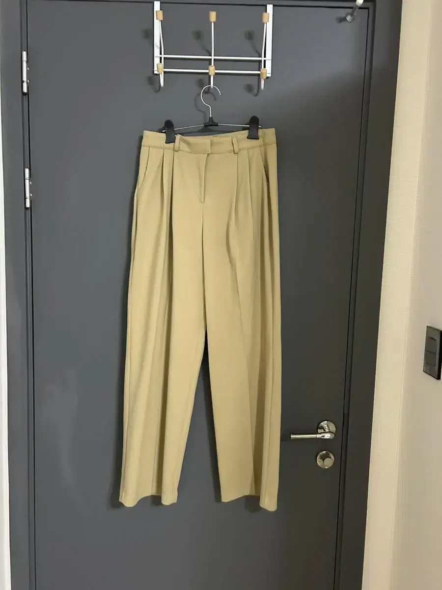 Nanning District Two-Tucked Lex Pants (55-66)