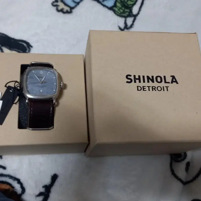 거의새거 Shinola 손목시계