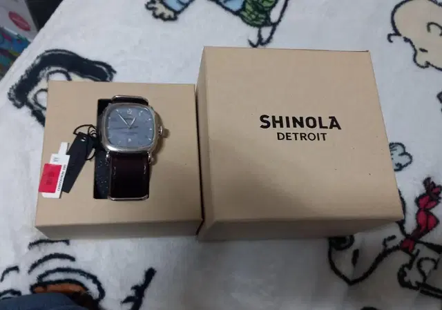 거의새거 Shinola 손목시계