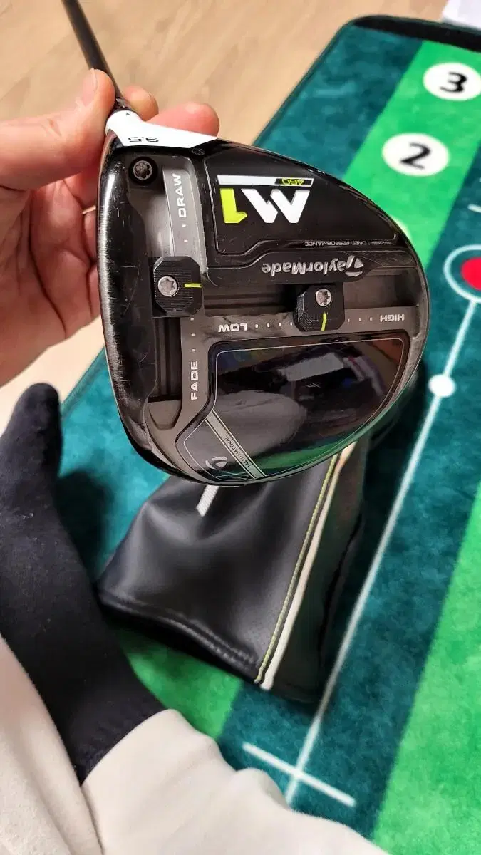 Selling TaylorMade M1 Driver