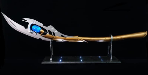 Loki Avengers Chitauri Sceptre 1:1 Scale Replica Figure