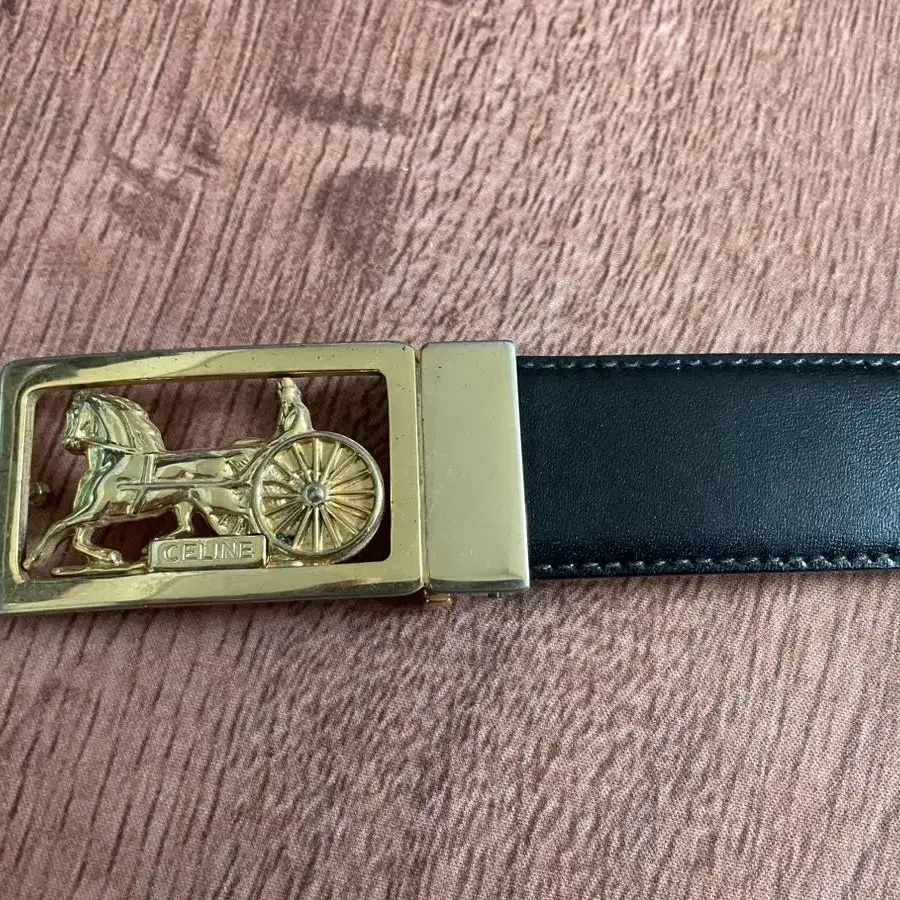 Celine 셀린느 horse carriage leather belt