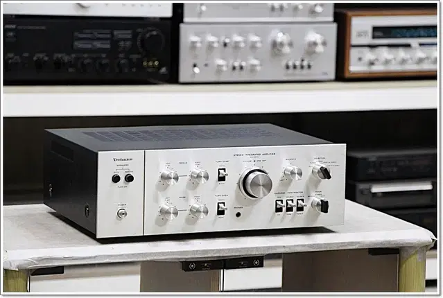 테크닉스(TECHNICS) 민트급 고급형 인티앰프 모델 SU-3400