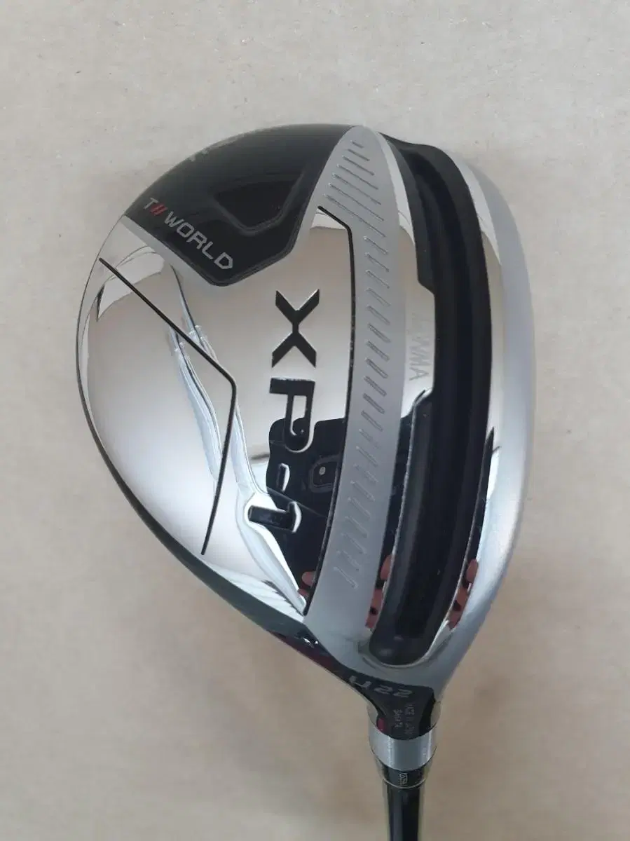 Honma TW XP-1 U22 Vizard 43 R U