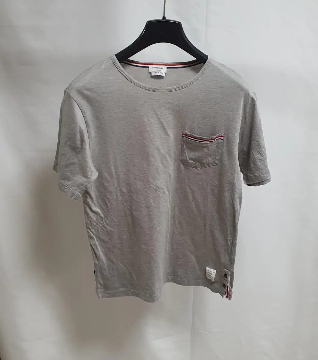 Thom Browne Samsun Vahn Tee 2 Size 95 sells for $95