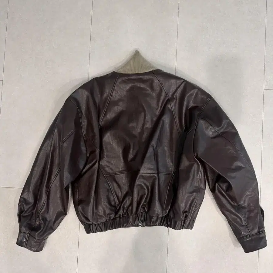 언쿡드 Faux Leather bomber jacket