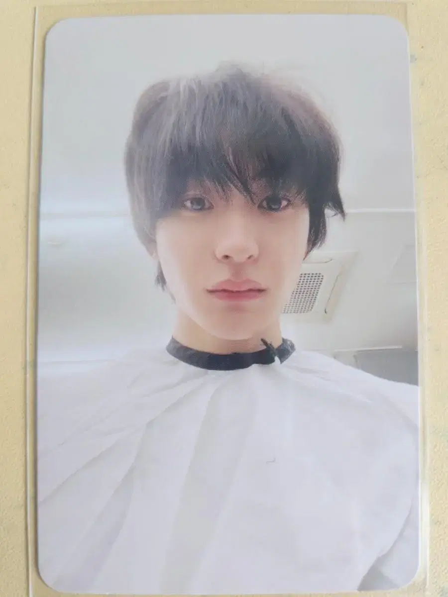 Rize chanyoung hairdressers photocards for sale!