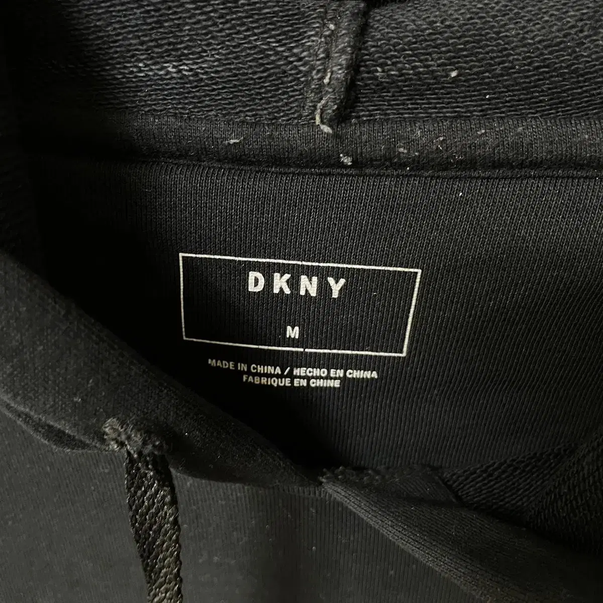 [ M ] DKNY 빅로고 사이드라인 후드티