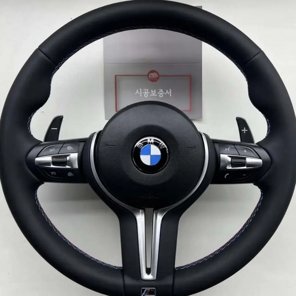 BMW M핸들 팝니다 무료장착